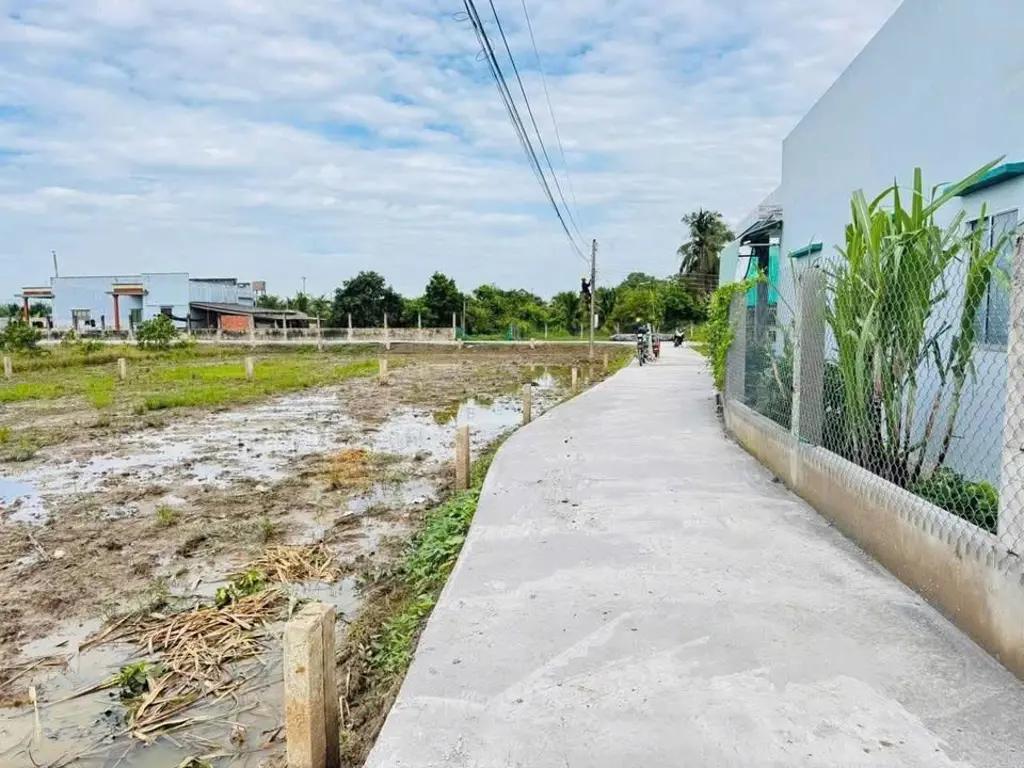 Main-Đất thổ cư thuộc Quê Mỹ Thạnh, Tân Trụ, Long An-0