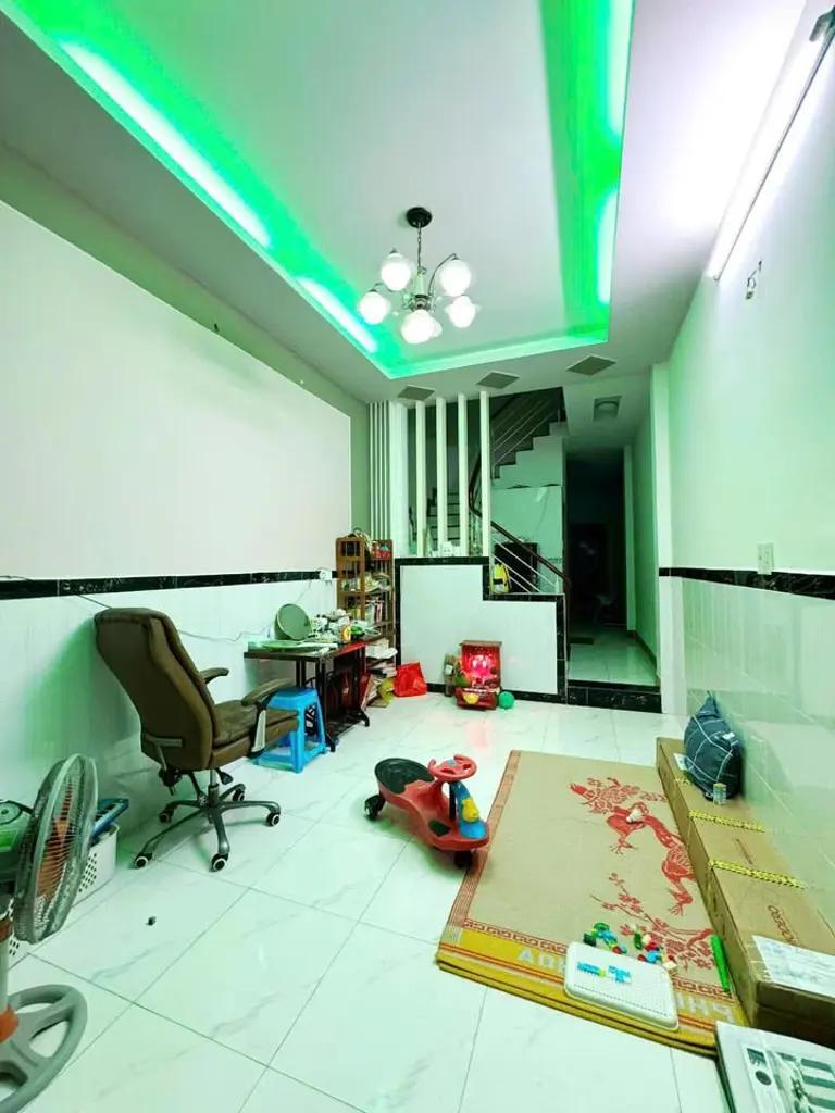 Bán nhà vị trí đẹp, hẻm xe hơi đường Phan Huy Ích, phường 12, quận Gò Vấp