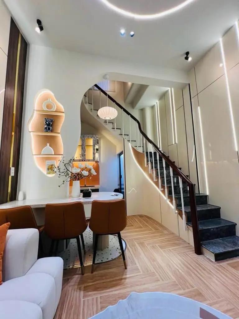Main-SIÊU PHẨM NHÀ PHỐ – HẺM XE HƠI THÔNG – FULL NỘI THẤT CAO CẤP - 4x9M 37M2  - CHỈ 5,8TỶ-2