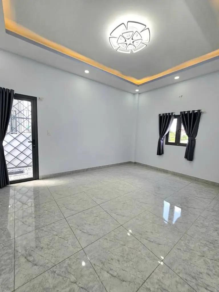 Main-NHÀ MỚI DỌN VÔ Ở NGAY - HẺM Ô TÔ - NGANG 5M - 4 TẦNG - 2 XẸT LÊ VĂN KHƯƠNG - HIỆP THÀNH - QUẬN 12 - GIÁ 5.58-4