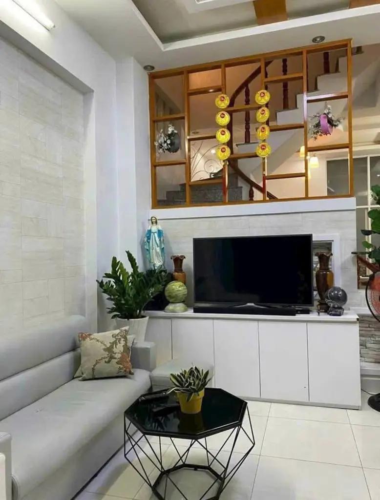 Main-Bán nhà 1 trệt 2 lầu đường hẻm Lương Văn Can, ( phường 2 cũ ) Trung Tâm Vũng Tàu-1