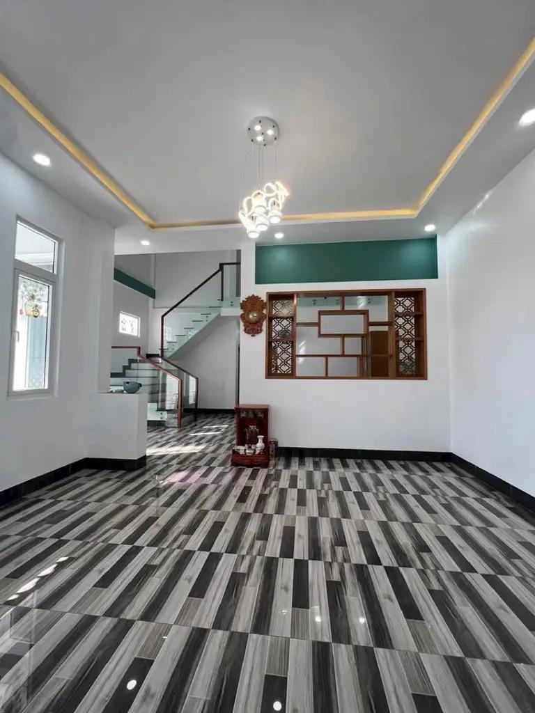 Main-CẦN RA ĐI NHANH CĂN NHÀ MÁI THÁI GÁC LỬNG- THỔ CƯ- SỔ HỒNG RIÊNG - GẦN CHỢ - TRƯỜNG HỌC - PHÚ TÀI, PHÚ TRINH- PHAN THIẾT-2