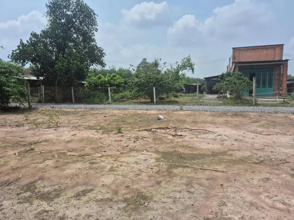 Main-Đất thổ cư đường ô tô chỉ 260tr Lộc Ninh, DMC-3