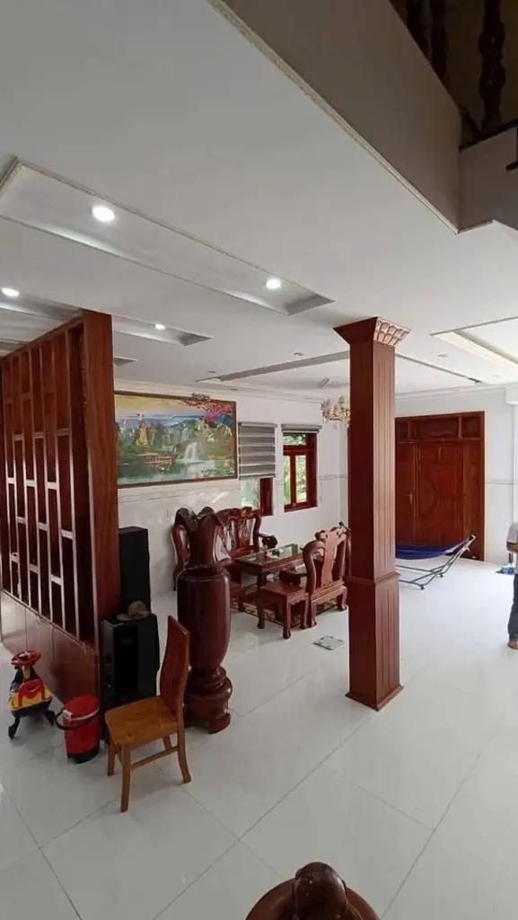 Main-Bán Biệt thư góc 2 mặt tiền (1 trệt ,2 lầu) đường Hùng Vương - trung tâm TP Bà Rịa-3