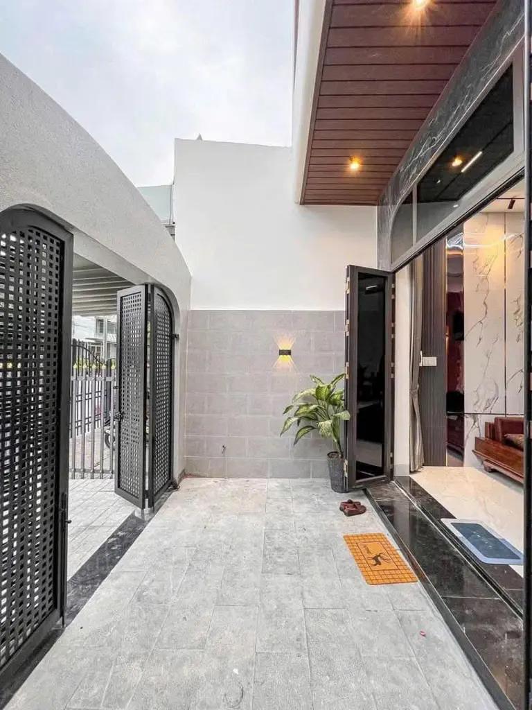 Main-NHÀ 2 LẦU TUYỆT ĐẸP ĐƯỜNG D14 KDC HỒNG LOAN - CÁI RĂNG - CẦN THƠ-3