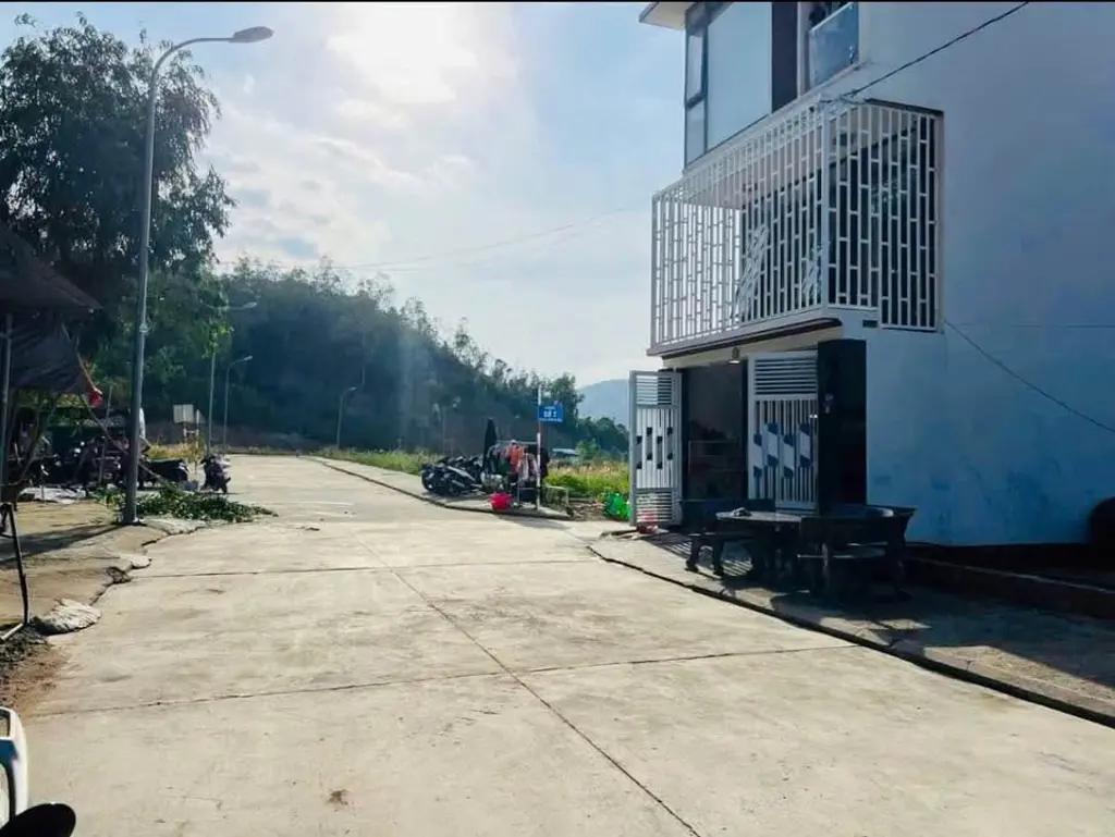 Bán đất TĐC Hòn Rớ 2 Phường Nam Nha Trang Giá bán 2 tỷ 700 diện tích 80m2