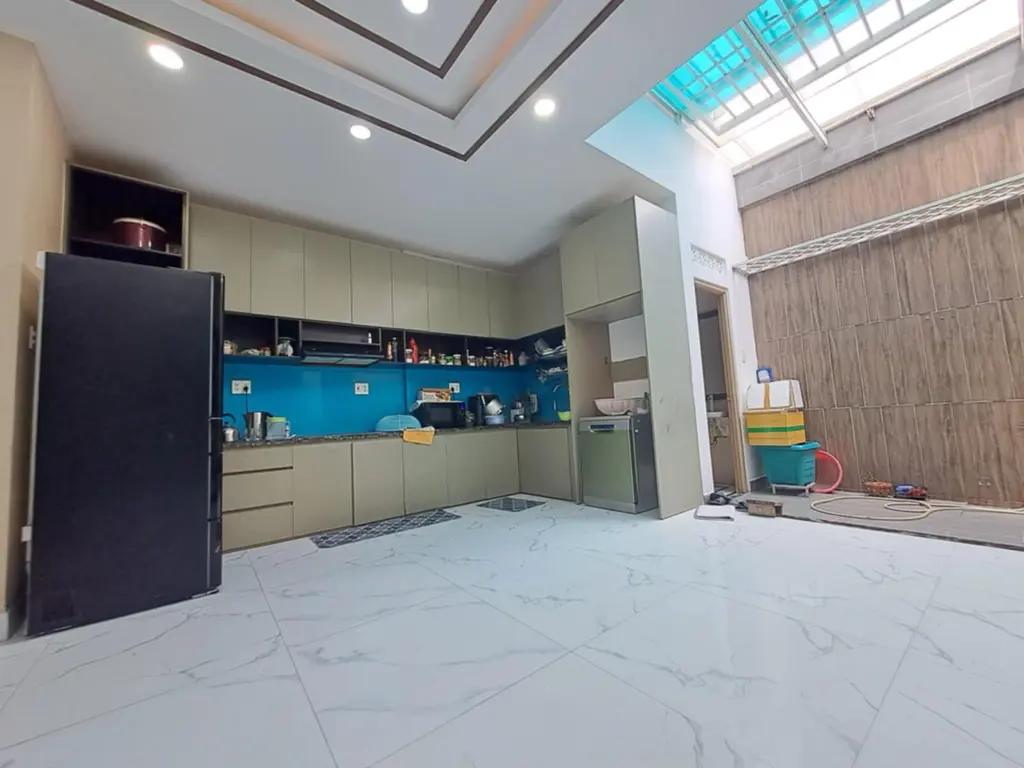 Main-NHÀ ĐẸP GÒ VẤP – KHU PHÂN Ô TOÀN BIỆT THỰ 496/ DƯƠNG QUẢNG HÀM – 5 TẦNG XỊN FULL CÔNG NĂNG, GARA Ô TÔ – 130M Ngang 5M - CHỈ 17 TỶ 5 TL-6