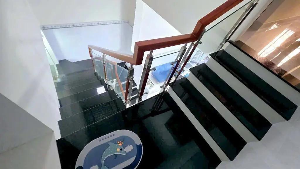 Main-Nhà sổ riêng lầu trệt ngay chợ Xóm Vắng, Dĩ An-4