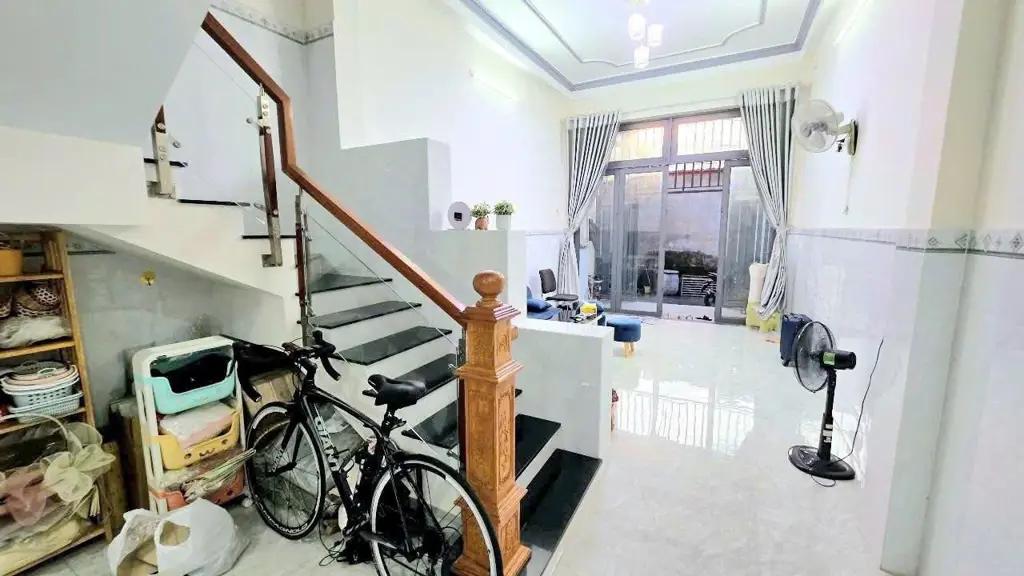 Main-Nhà sổ riêng lầu trệt ngay chợ Xóm Vắng, Dĩ An-2
