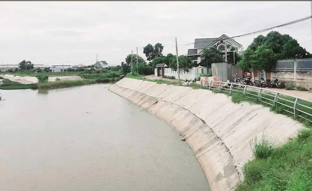 Main-NHÀ MỚI MẶT TIỀN NHỰA CÔNG VIÊN VIEW KÊNH KHU TÁI ĐỊNH CƯ THÔN 3 HÀM LIÊM-4