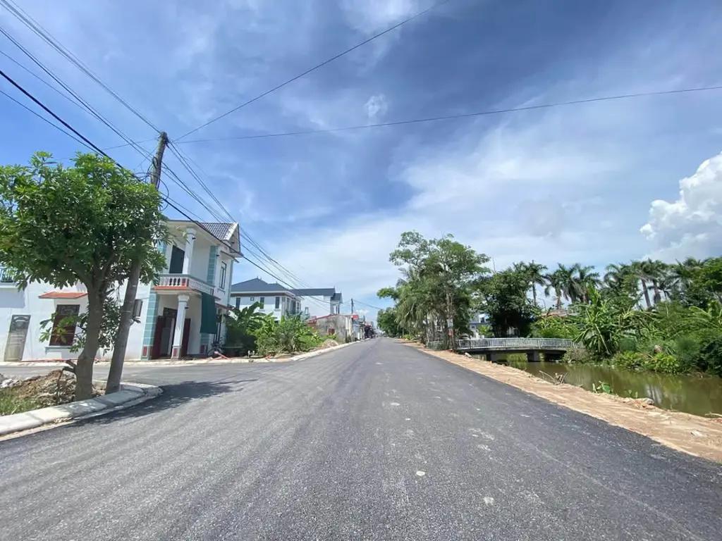 Main-Siêu phẩm mới tinh ra lò chỉ nhô 1 tỷ sở hữu ngay 2 lô mặt đường thôn tuyến 2 Trục Đường Liên Xã tại Lão Phong - Tân Phong - Kiến Thụy-0