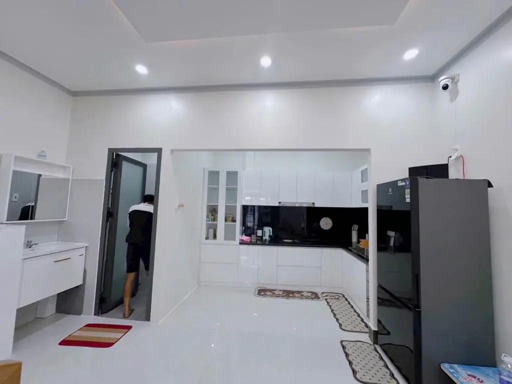 Main-BÁN NHÀ 1TRỆT 1 LẦU MỚI PHÚ THUỶ TRUNG TÂM PHAN THIẾT-5