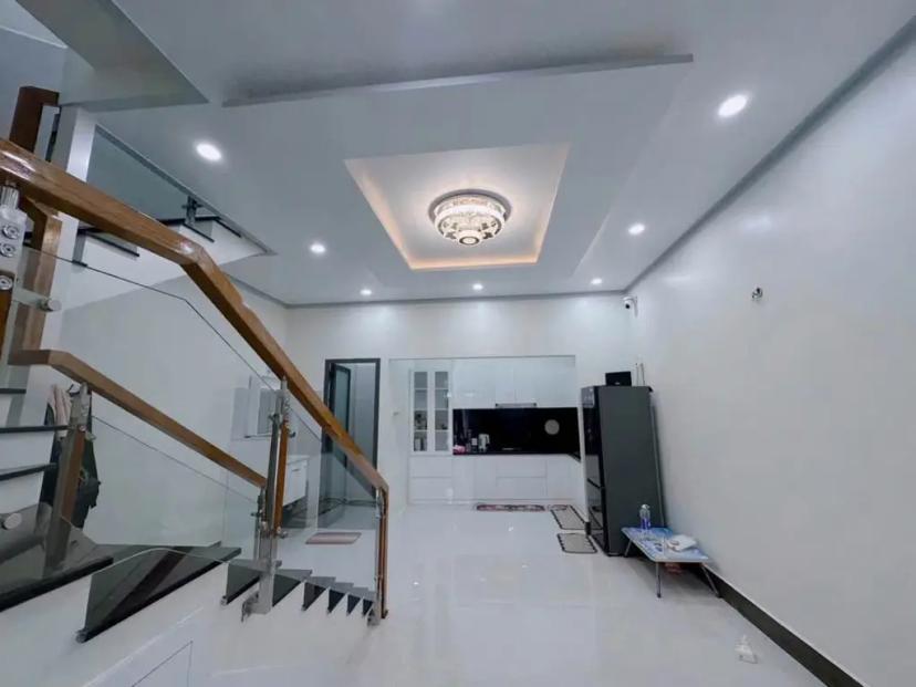 BÁN NHÀ 1TRỆT 1 LẦU MỚI PHÚ THUỶ TRUNG TÂM PHAN THIẾT