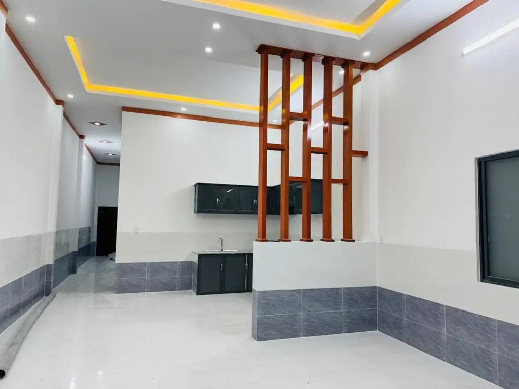 Main-Nhà cấp 4 hướng Tây thuộc P. Thới Hoà, Bến Cát-1