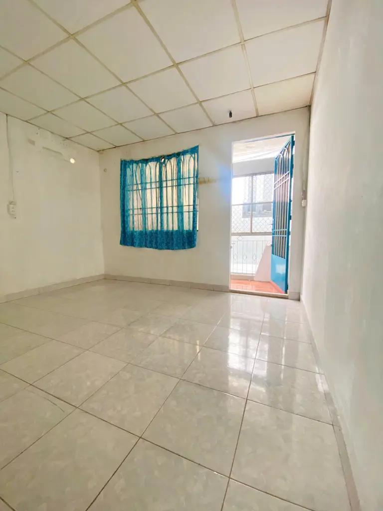 Main-HÀNG THƠM VỊ TRÍ TRUNG TÂM VÍP NGAY EMART PHAN VĂN TRỊ - KHU HIẾM HÀNG ĐỂ BÁN-2