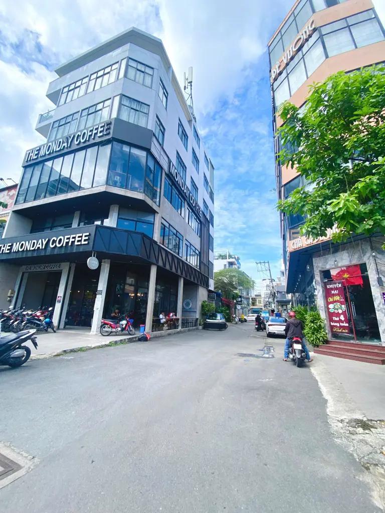 HÀNG THƠM VỊ TRÍ TRUNG TÂM VÍP NGAY EMART PHAN VĂN TRỊ - KHU HIẾM HÀNG ĐỂ BÁN