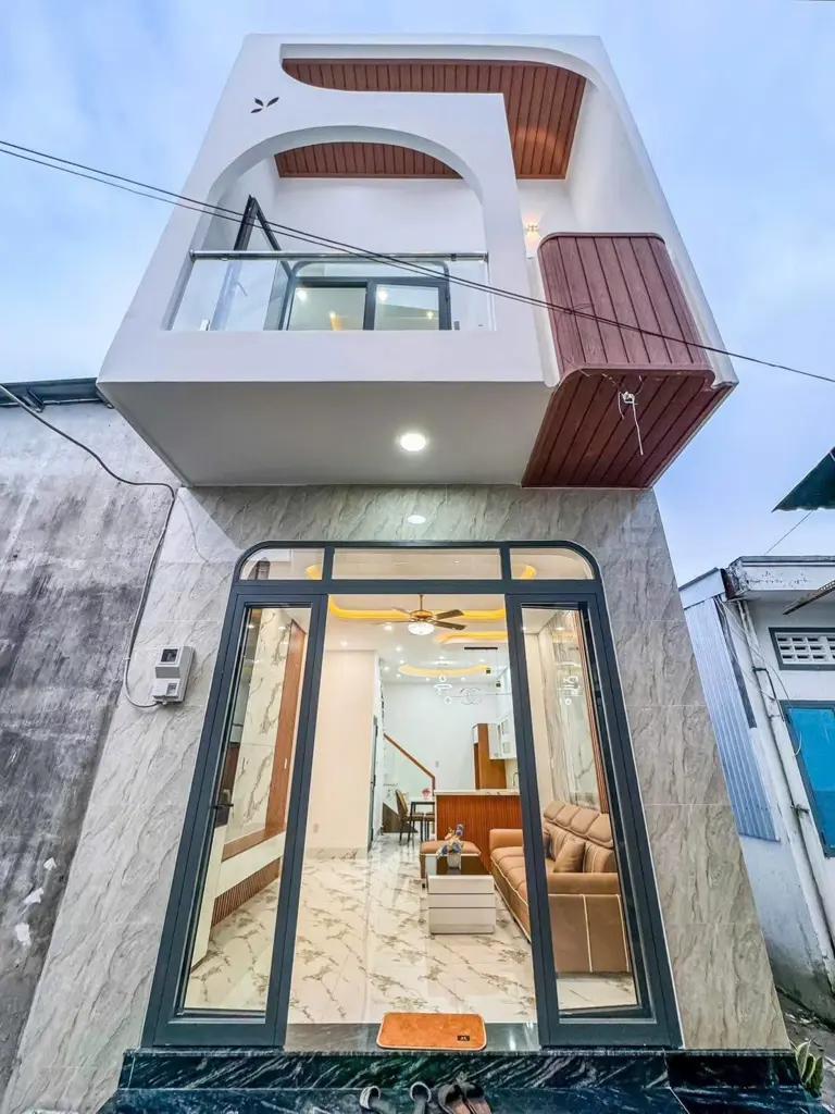 CẦN BÁN NHÀ 1 TRỆT 1 LẦU MỚI ĐẸP KIẾN TRÚC HIỆN ĐẠI - HẺM 311 - NGUYỄN VĂN CỪ - CẦN THƠ
