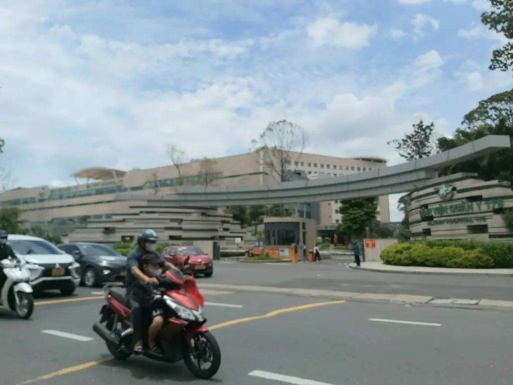 Main-Nhà hẻm xe hơi sát mặt tiền Nguyễn Kiệm, 120M2, 5 tầng, 15.5 t.ỷ TL-2