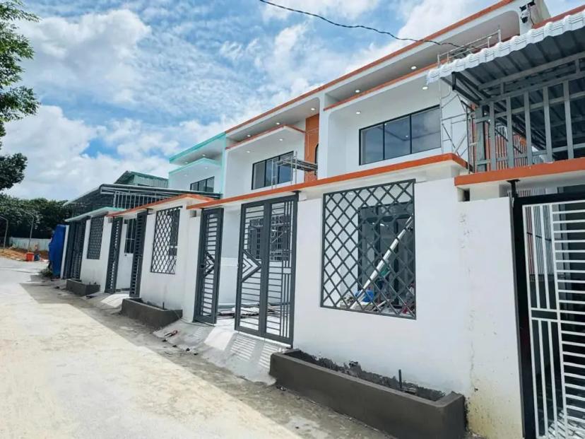 Cần bán 2 căn nhà gác lửng 3 phòng ngủ .ngay kp 4, P. Tân Định, Bến Cát