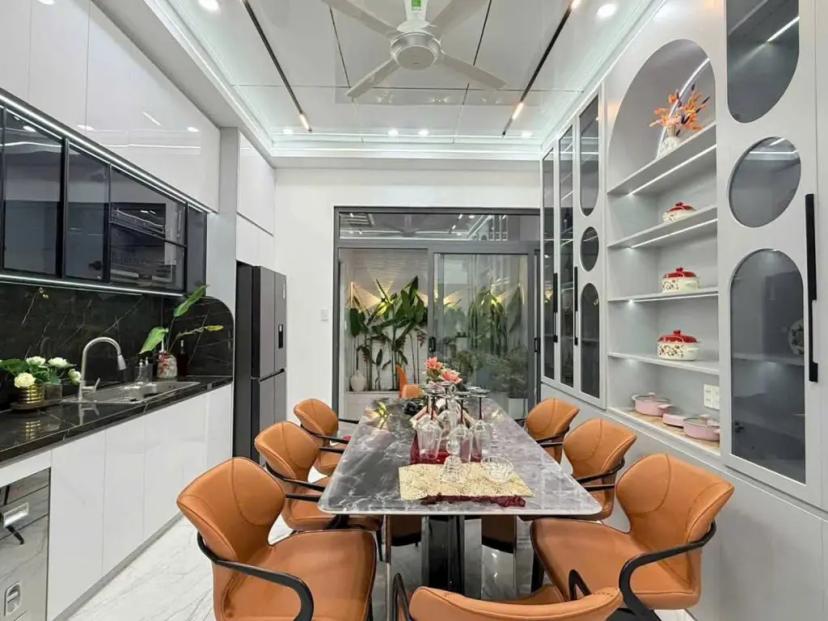 BÁN NHÀ SIÊU PHẨM – FULL NỘI THẤT CAO CẤP – SỔ HỒNG HOÀN CÔNG