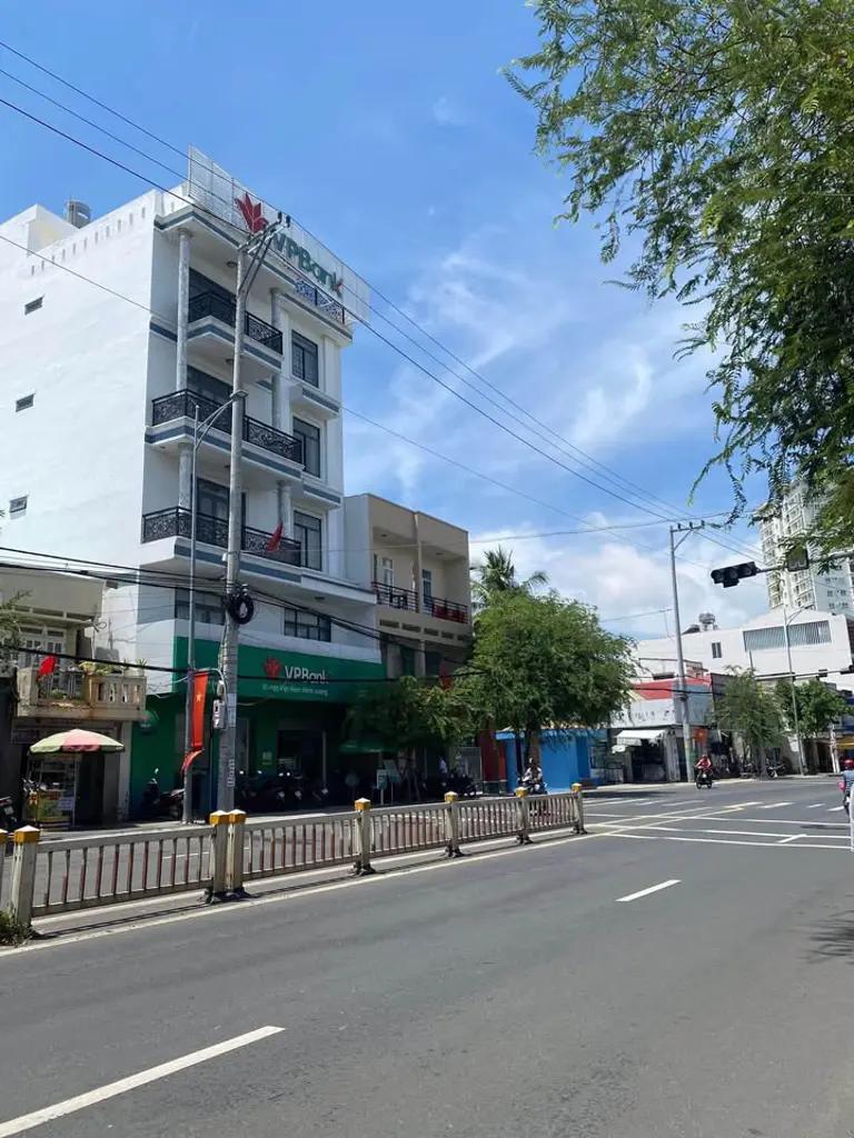 BÁN NHÀ MẶT TIỀN ĐƯỜNG 30/4 PHƯỜNG RẠCH DỪA