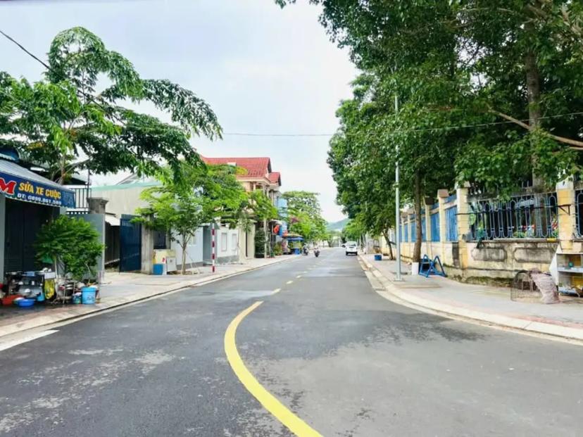 Đất Trung Tâm TP Bà Rịa - Lô Ngang 7m3 ĐƯỜNG NHỰA - SÁT TRƯỜNG NGUYỄN TRÃI
