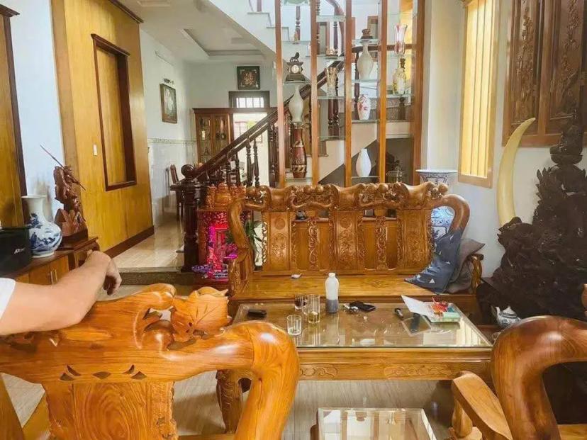 Bán Gấp Căn Nhà 1 trệt 2 lầu đẹp xịn - Chủ xây ở nên cực kì tâm huyết - Đường Tiền Cảng - Phường Thắng Nhất Cũ - Vũng Tàu