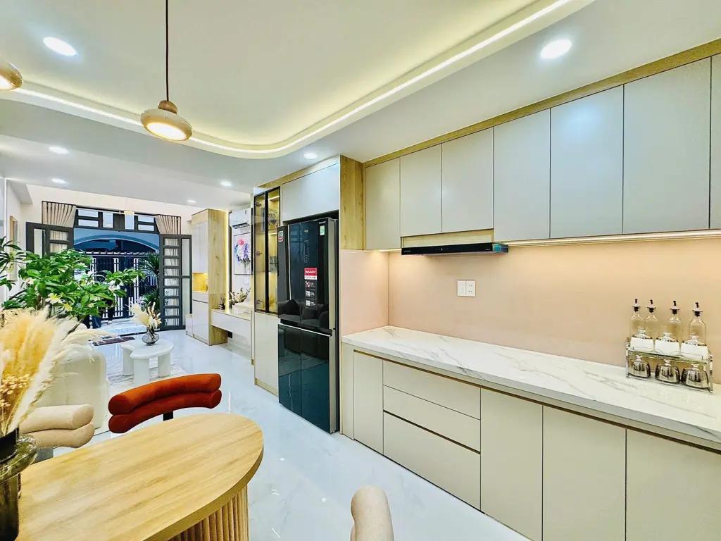 Main-LÊN SÓNG SIÊU PHẨM ĐẸP LUNG LINH-3