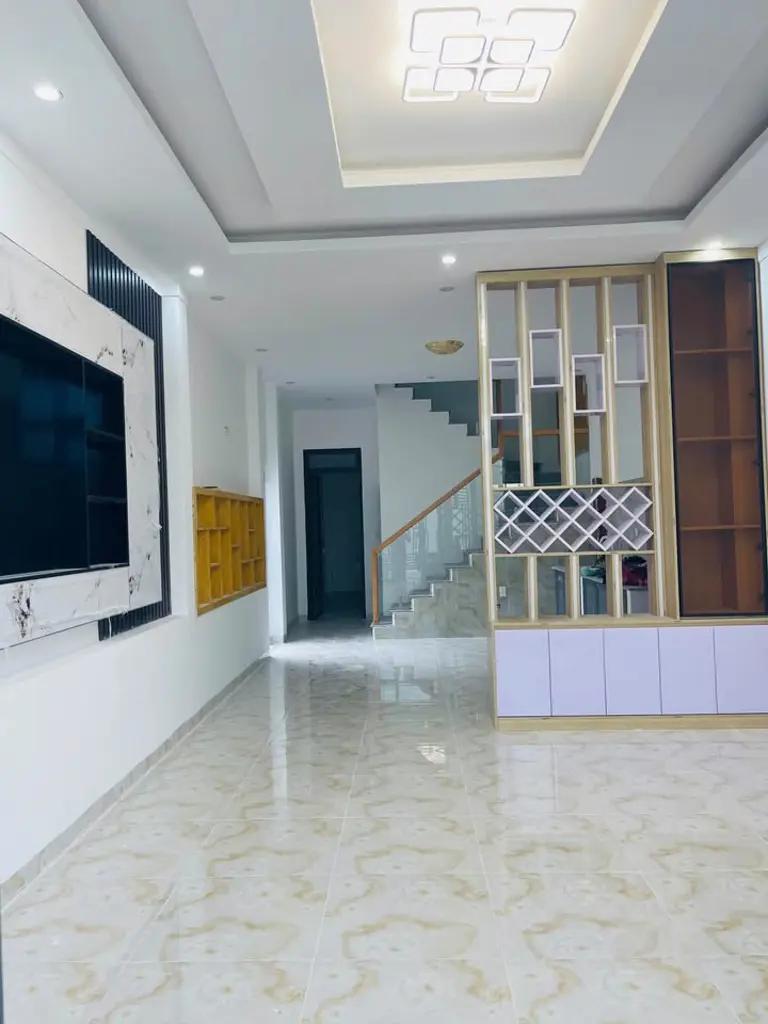 Main-Nhà 1 Lầu 1 Trệt Mới Xây - 2 Tỷ 190 Triệu - Long Điền, BRVT-1