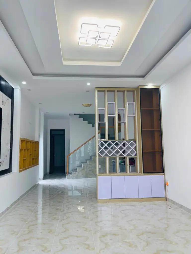 Nhà 1 Lầu 1 Trệt Mới Xây - 2 Tỷ 190 Triệu - Long Điền, BRVT