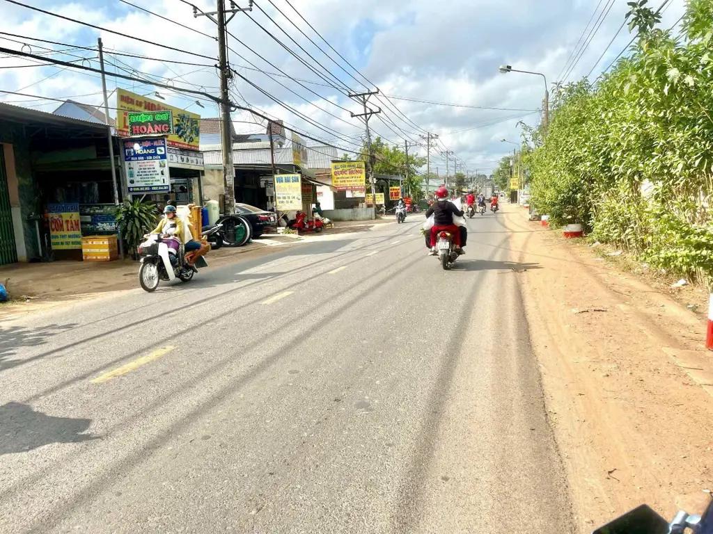 Main-Lô Đất 607 m2 Xã Sông Trầu Mặt Tiền KD Buôn Bán Nguyễn Hoàng sát vách TT trảng bom - ĐN-3