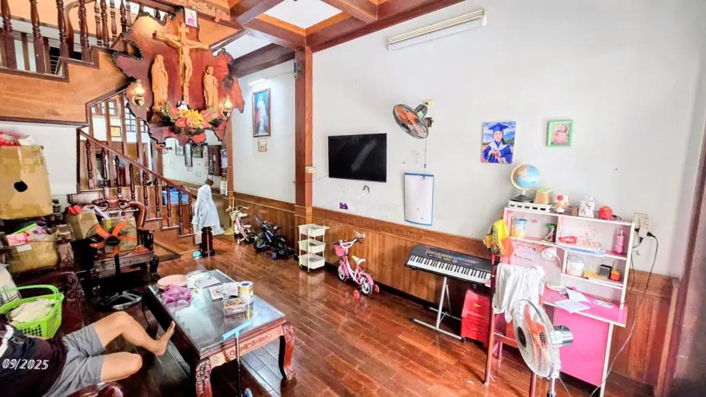 Main-NHÀ ĐẸP 1 TRỆT 1 LẦU – GẦN TRƯỜNG TIỂU HỌC & GX HÒA BÌNH – P. TÂN HÒA CŨ – HỐ NAI NEW-3