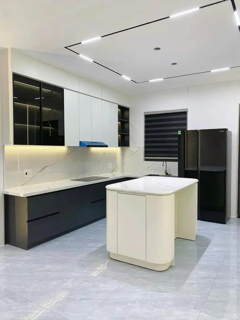 Main-BÁN NHÀ 2 TẦNG – 3 MẶT THOÁNG – TRUNG TÂM HẢI CHÂU, ĐÀ NẴNG-1