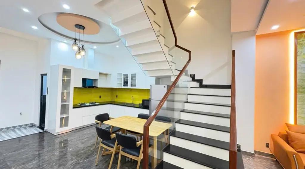 Main-BÁN NHÀ 4 TẦNG – NGÃ TƯ HOÀNG THỊ LOAN & HỒ TÙNG MẬU-5