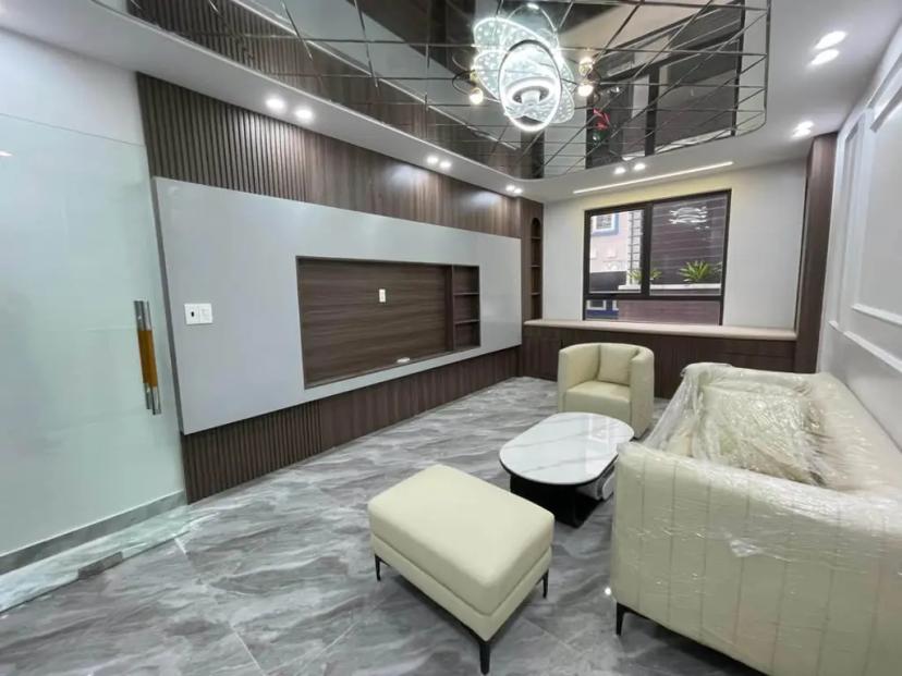 SIÊU PHẨM TRẦN NGUYÊN HÃN – 5 TẦNG – Ô TÔ VÀO NHÀ – CHỈ 5,45 TỶ