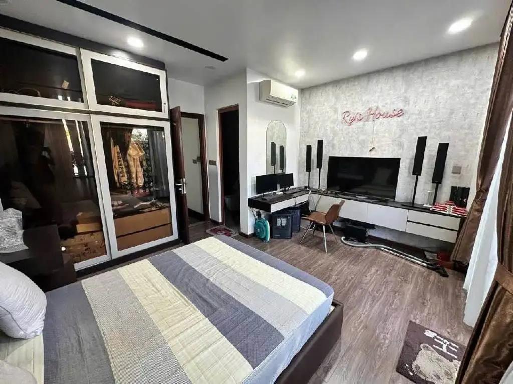 Main-NHÀ ĐẸP - HẺM Ô TÔ 7M - TIỆN KINH DOANH - GIÁP TÂN BÌNH, QUẬN 11 - SÁT MẶT TIỀN ĐƯỜNG HUỲNH THIỆN LỘC - P. TÂN PHÚ-3