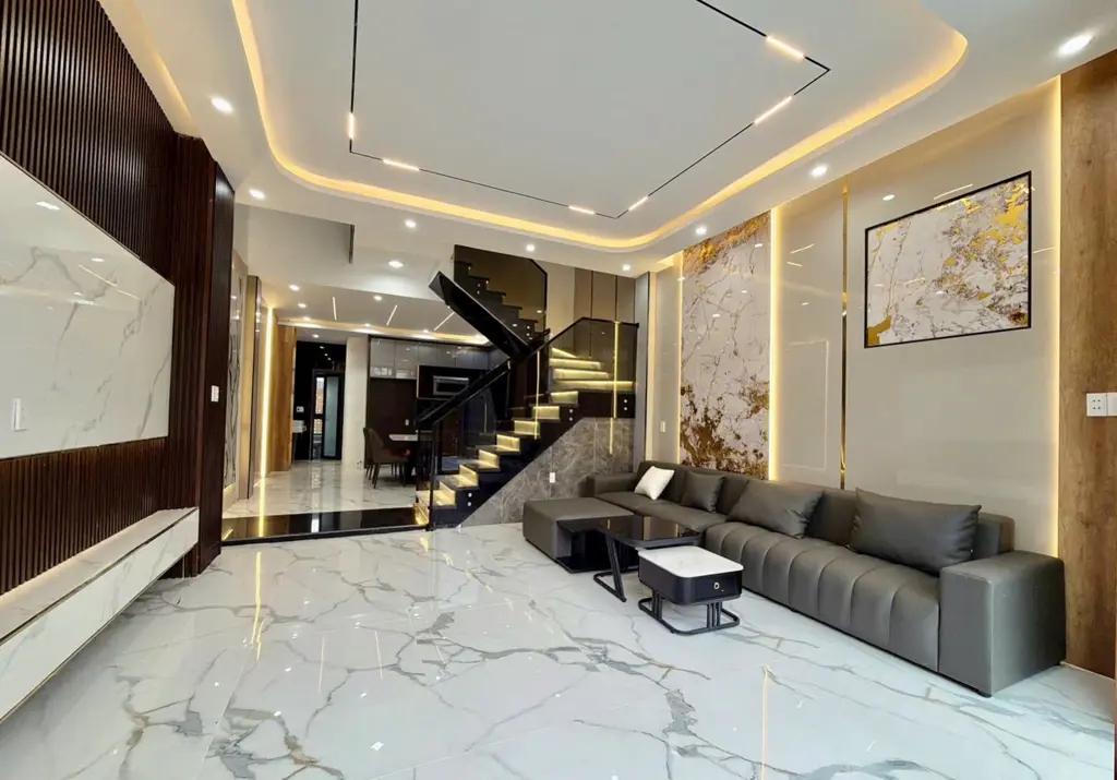 Main-🏡 BÁN NHÀ 3 TẦNG HÒA XUÂN – NHÀ ĐẸP, GIÁ 6,7 TỶ-4