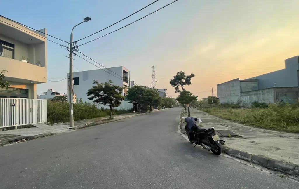 Main-🔥 LÔ GÓC SIÊU ĐẸP THÂM TÂM – NGAY CHÂN CẦU KHUÊ ĐÔNG 🔥-0