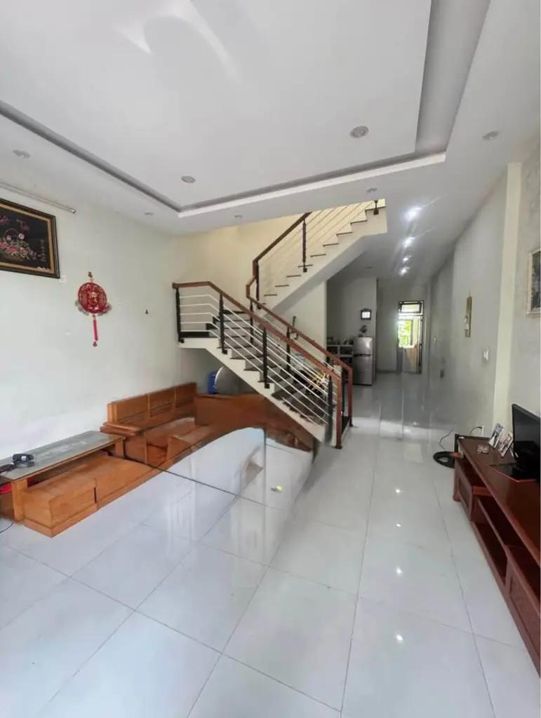 Main-🏆🏆Bán nhà 2.5 Tầng đường Kiều Phụng dt100m2 Giá 5.8 tỷ tl nhẹ-1