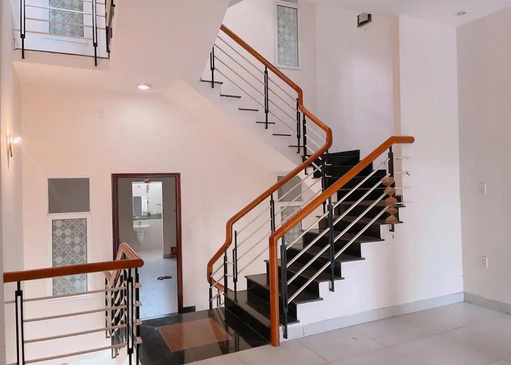 Main-NHÀ MẶT PHỐ HÀN THUYÊN – 4 TẦNG – TRUNG TÂM HẢI CHÂU!-3