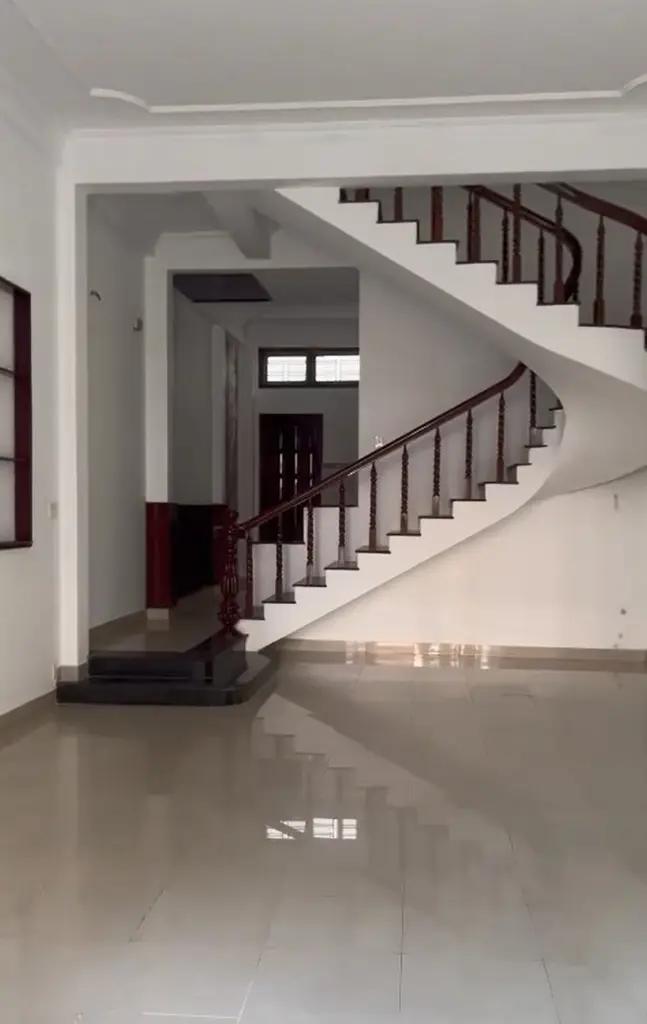 NHÀ 4 TẦNG HÀN THUYÊN – 7 PHÒNG NGỦ – TRUNG TÂM HẢI CHÂU!