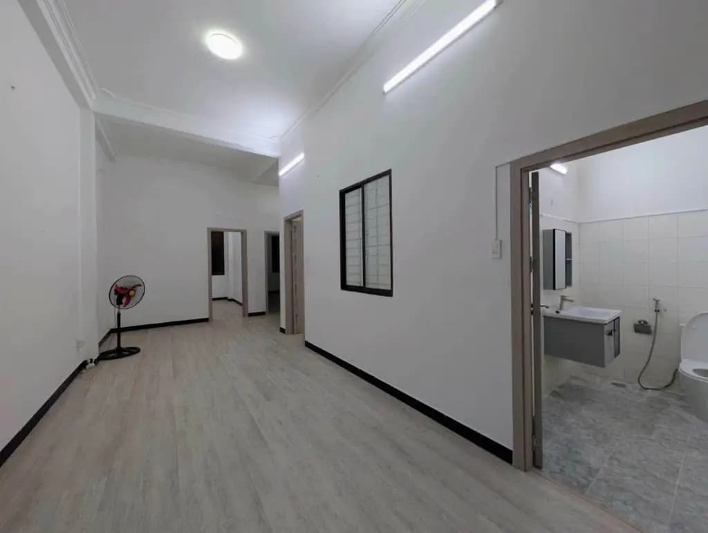 Main-Căn nhà SIÊU VỊ TRÍ - Sát mặt tiền Nguyễn Văn Lượng - bề ngang rộng đến 7,1m - DT 102m2 - đúc 4 tấm-2