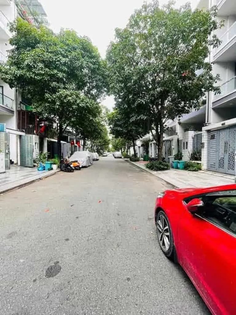 Main-CHO THUÊ NHÀ NGUYÊN CĂN VẠN PHÚC CITY HẦM TRỆT 3LAU FULL NỘI THẤT-3