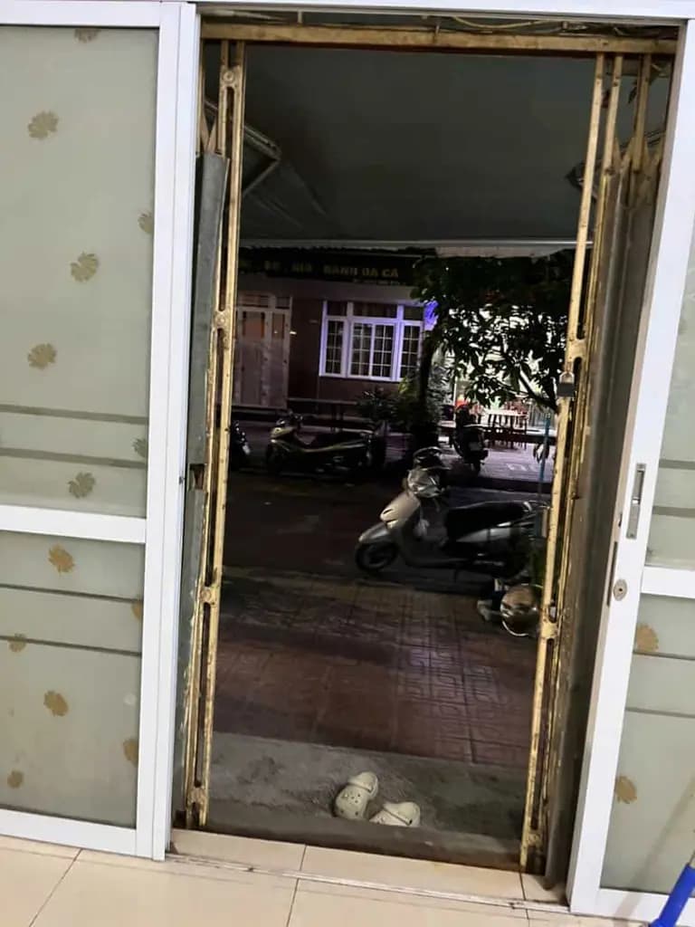 Main-CẦN CHO THUÊ GẤP NHÀ ĐỂ Ở VỪA VĂN PHÒNG - CỬA HÀNG - SỐ 105 - H1 KHU 7,2HA VĨNH PHÚC - BA ĐÌNH-1