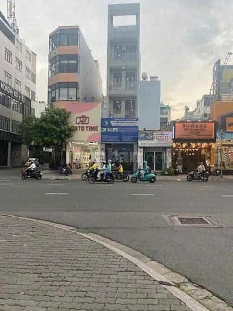 Main-CHÍNH CHỦ CHO THUÊ NHÀ MẶT TIỀN SỐ 553 PHAN VĂN TRỊ - PHƯỜNG 5 QUẬN GÒ VẤP-0