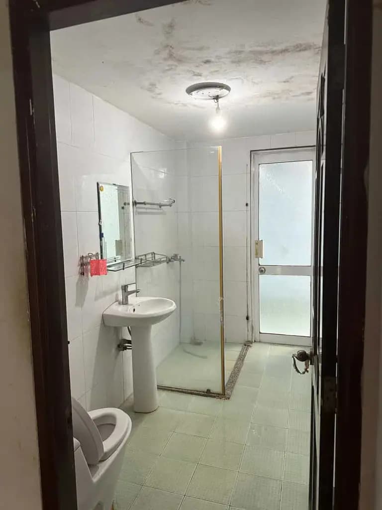 Main-CHO THUÊ NGUYÊN CĂN MẶT TIỀN BÊN SÔNG 5M x 21M SÂN XE 7C TRỆT SUỐT, 2PN GIÁ 15TR-2