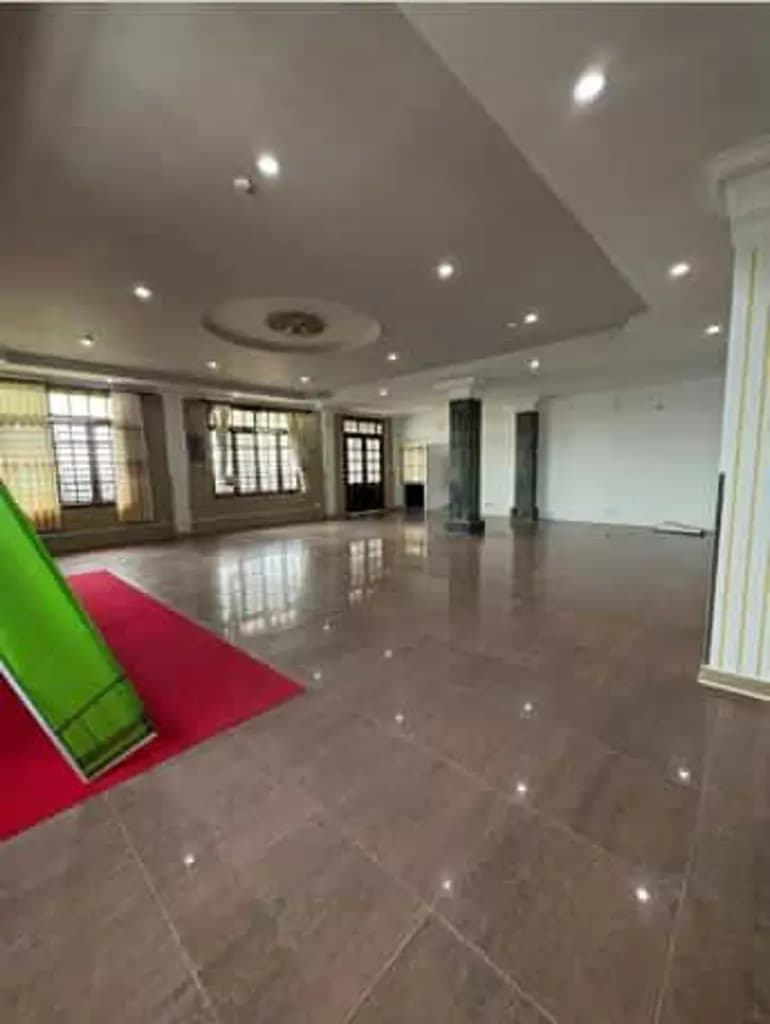 Main-Chính chủ cho thuê mặt bằng tầng 5 rộng 150m2 tại trung tâm Thủ Dầu Một; 0359 013 487-3