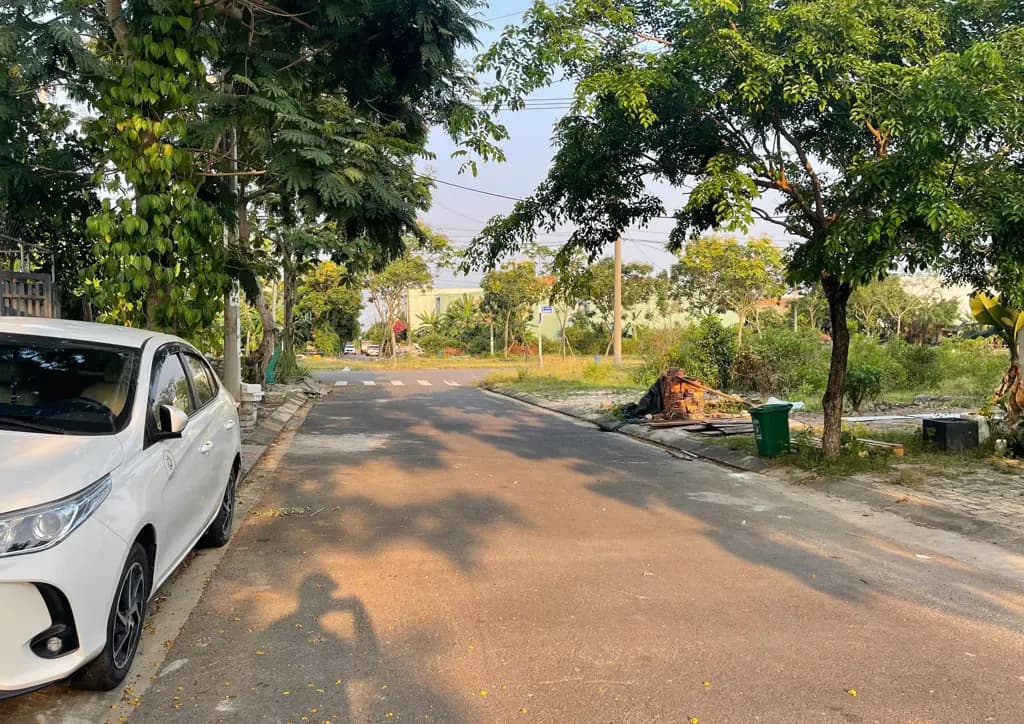 Main-3.85 TỶ – LÔ ĐẤT 100M2 HÒA QUÝ, GIÁ ĐẸP ĐÁNG XEM!-1