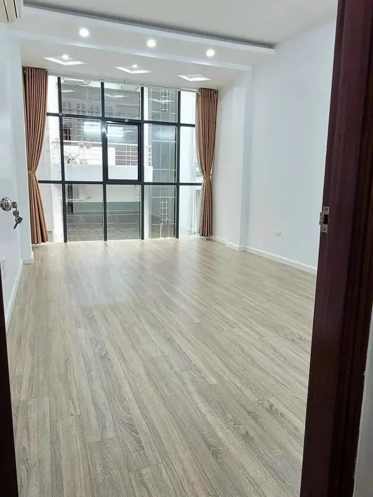 Main-Cho thuê nhà VĨNH PHÚC, Ba Đình. 22 triệu/tháng. Phù hợp để ở Hộ gia đình, Công ty.-4