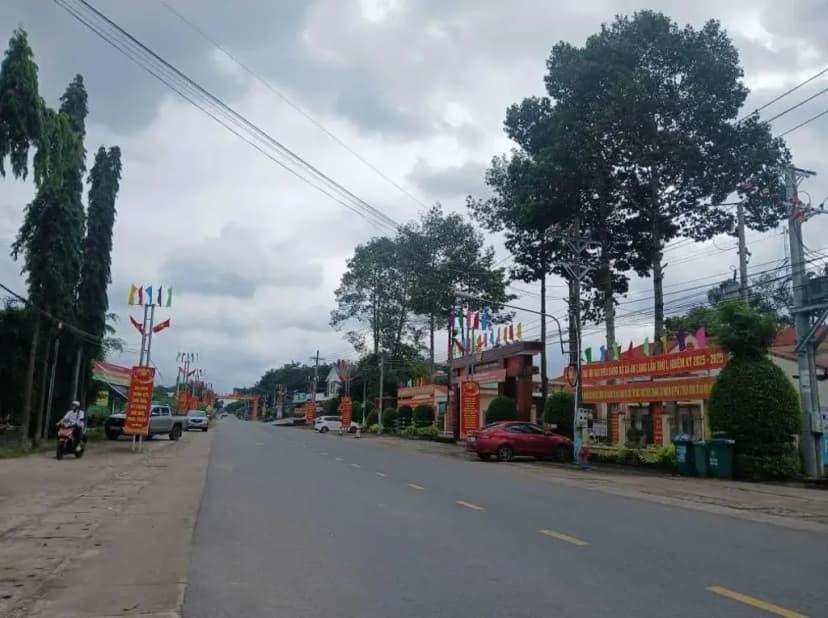 Chính Chủ bán lô đất mặt tiền đường huyện DH507 Phú Giáo HỒ Chí Minh giá 980tr /500m2 thổ cư 172m sổ hồng riêng lh 0916956055 đi xem